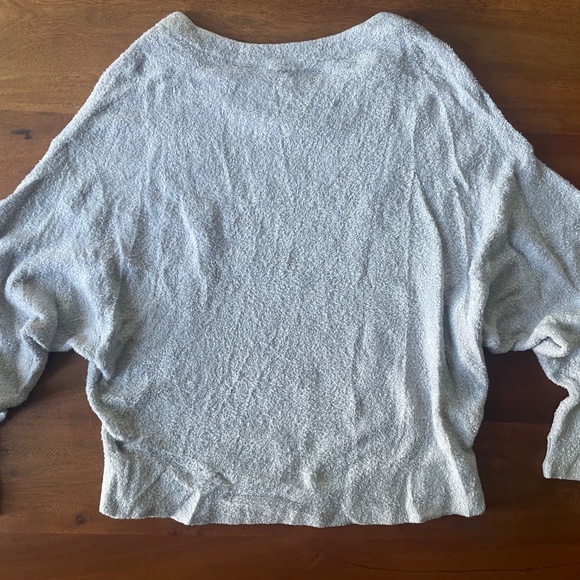 Express Sweater - Picture 2 of 5